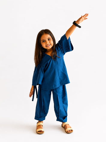 Relaxed Fit Top & Tapered Pants Set