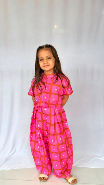 Pink Geometric Coord Set